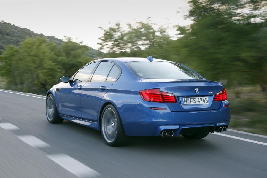  BMW M5 2011 года  (фото 277 из 344)